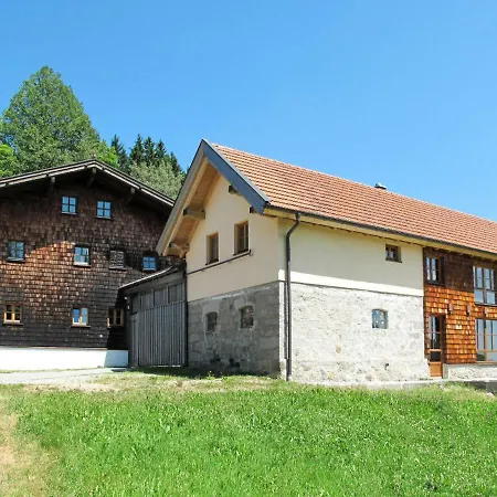 Mader Apartment